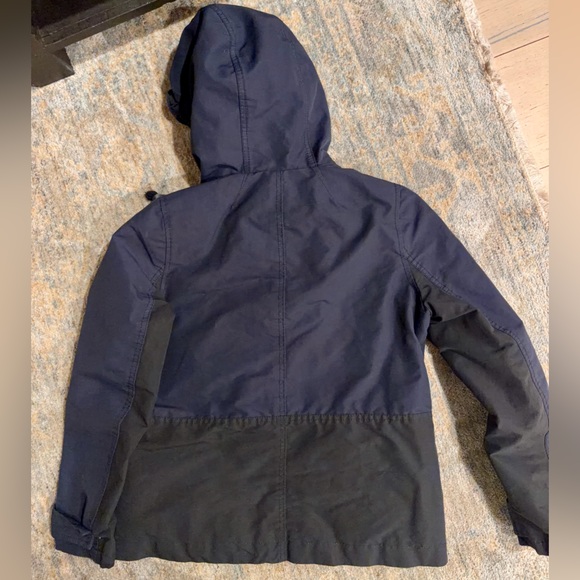 Madewell Women’s Navy and Black Hooded Raincoat - Picture 5 of 5